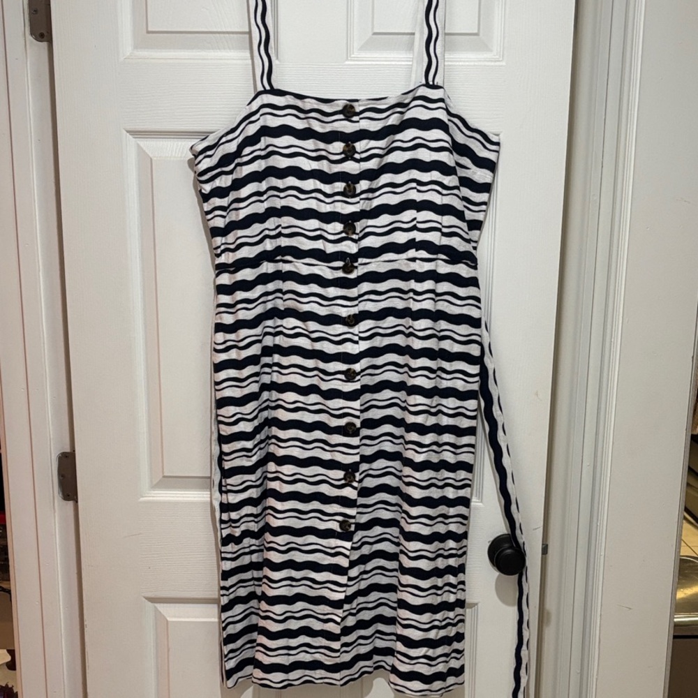Ann Taylor Black and White Wavy Stripe Midi Dress